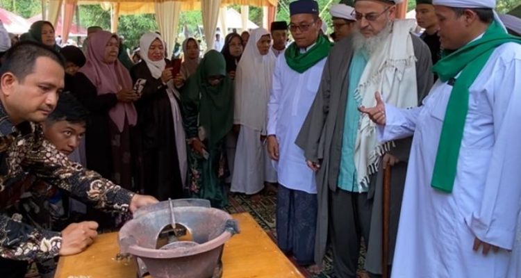 Hasil temuan teknologi penghemat gas, diperlihatkan dalam pertemuan Ulama se-Asean